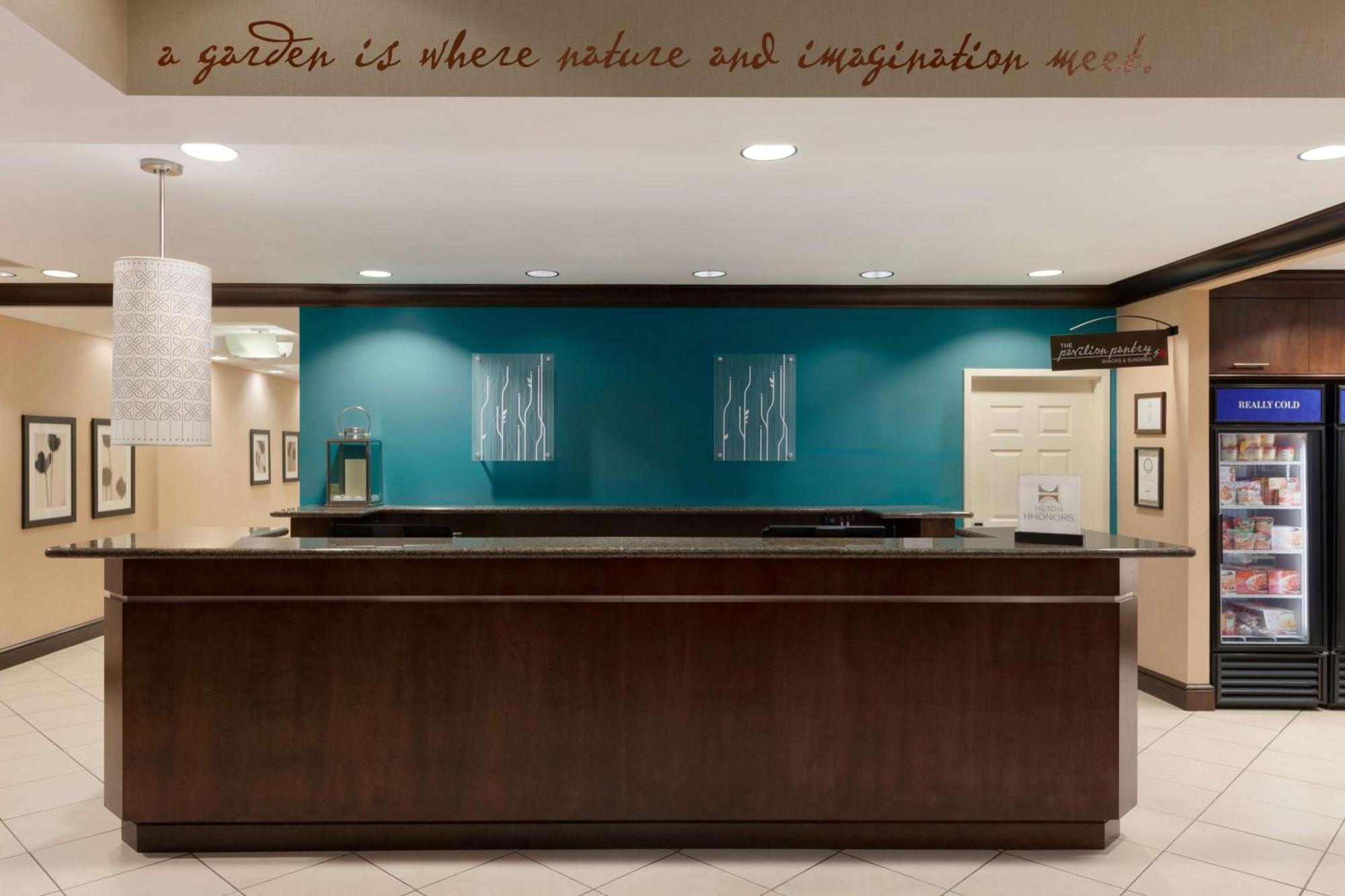 Hilton Garden Inn Dulles North Ашберн Экстерьер фото